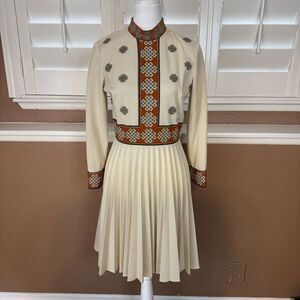 Vintage Miss Shaheen Size 8 Long Sleeve Dress Beige Cream Accordion Pleat 70's
